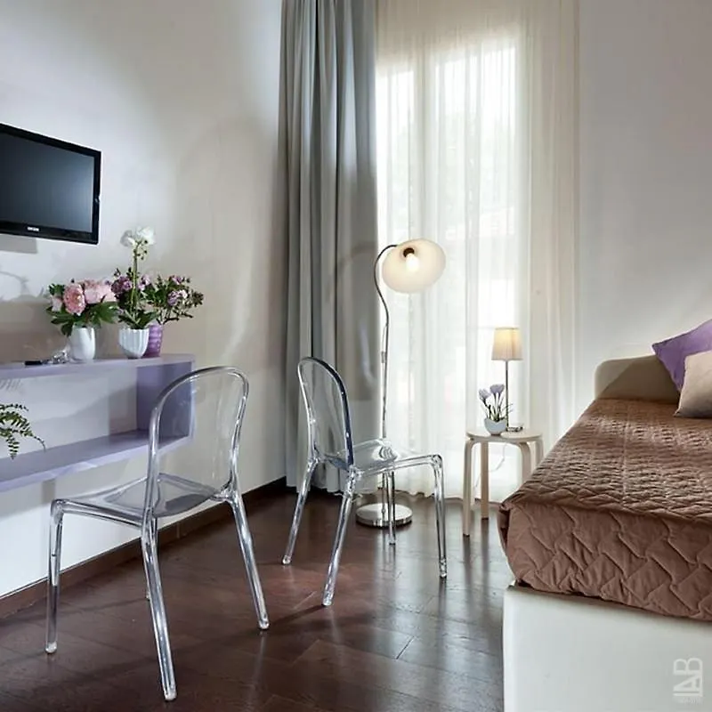 Hotel Estense 벨레지아아지마리나