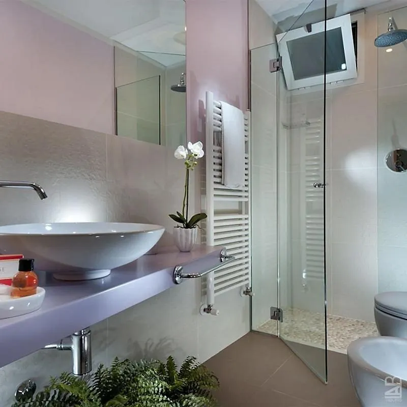 Hotel Estense 벨레지아아지마리나 3*,